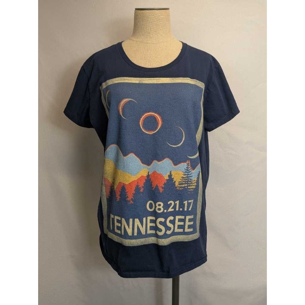 Anvil Eclipse Tennessee 08.21.17 Graphic T Shirt Ladies XL Blue‎ Lightweight